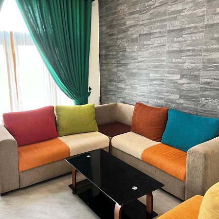 Hansons Homestay Kandy Esterno foto
