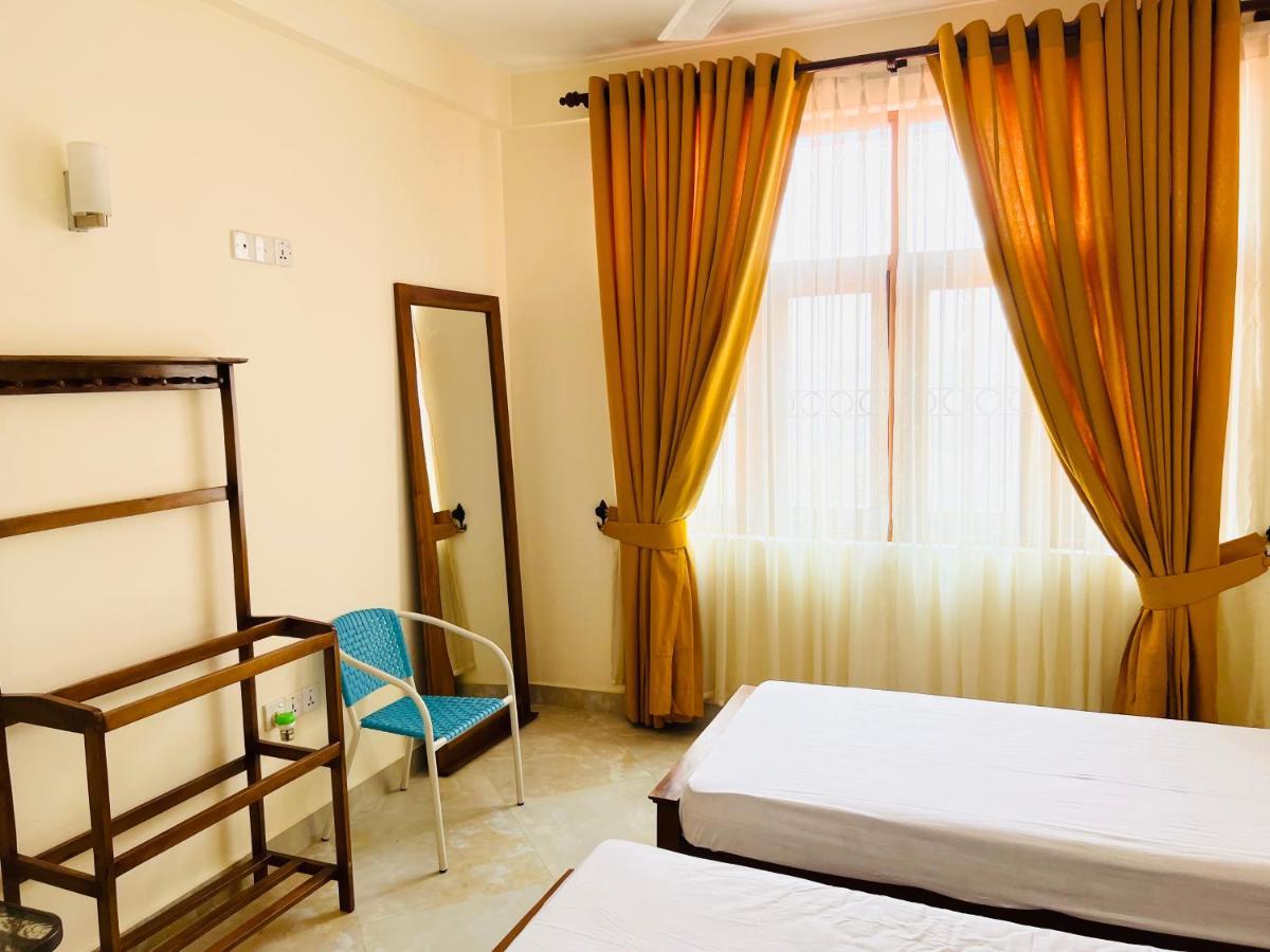 Hansons Homestay Kandy Esterno foto