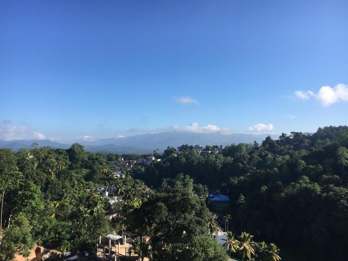 Hansons Homestay Kandy Esterno foto