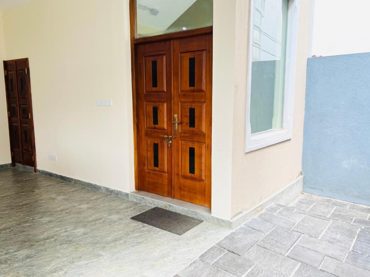 Hansons Homestay Kandy Esterno foto