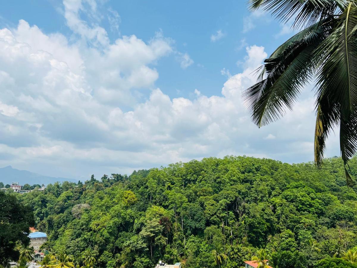 Hansons Homestay Kandy Esterno foto