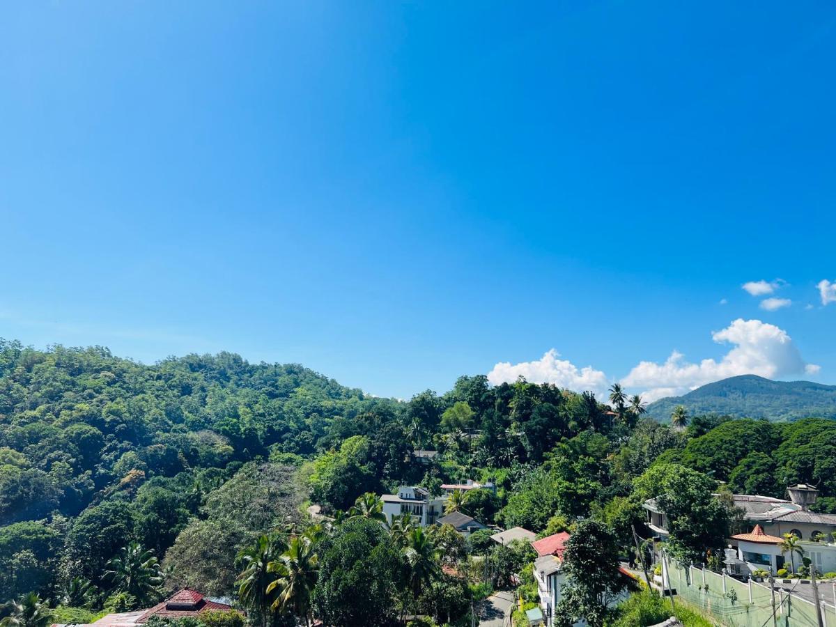 Hansons Homestay Kandy Esterno foto