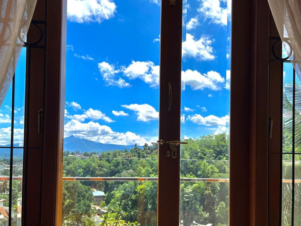 Hansons Homestay Kandy Esterno foto
