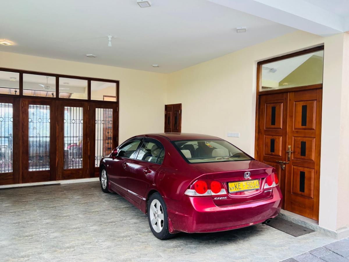 Hansons Homestay Kandy Esterno foto