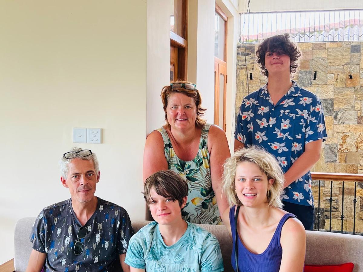 Hansons Homestay Kandy Esterno foto