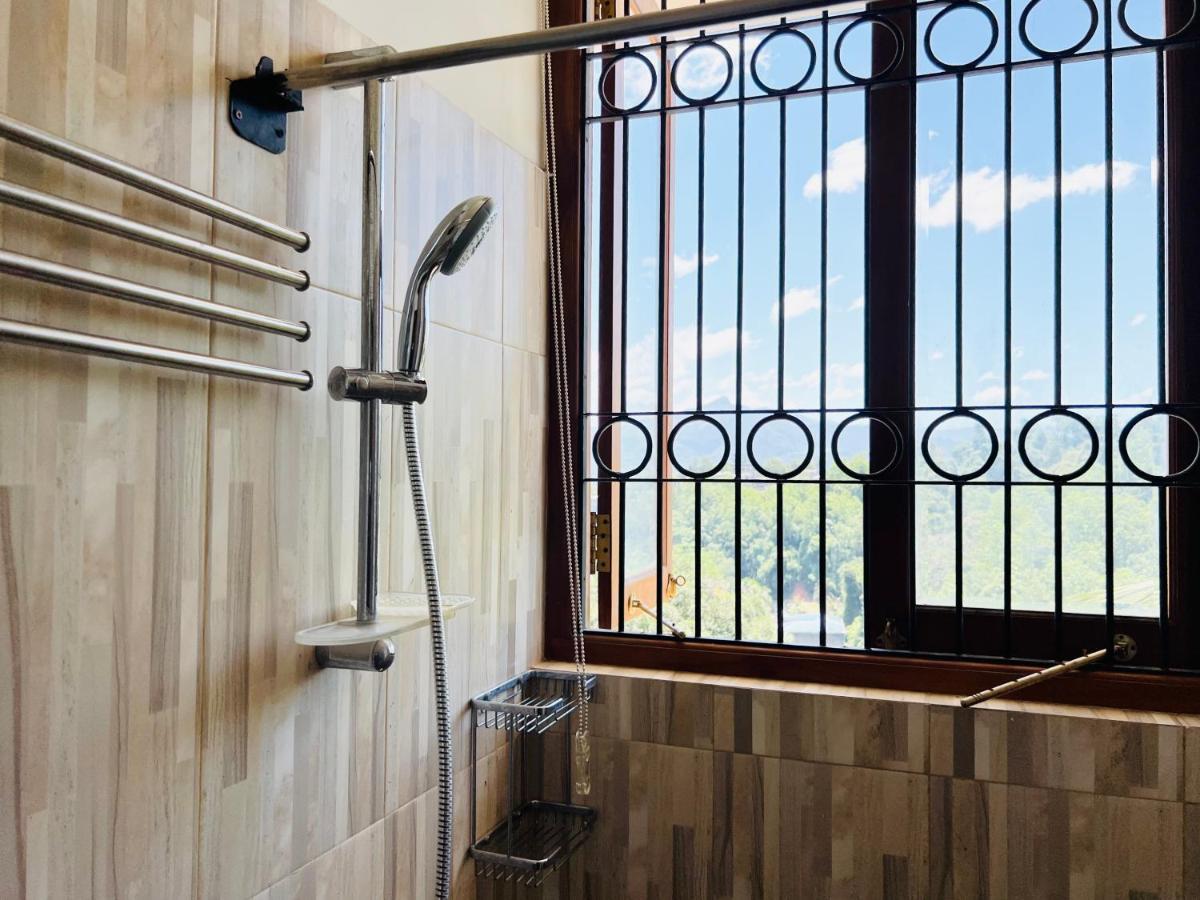 Hansons Homestay Kandy Esterno foto