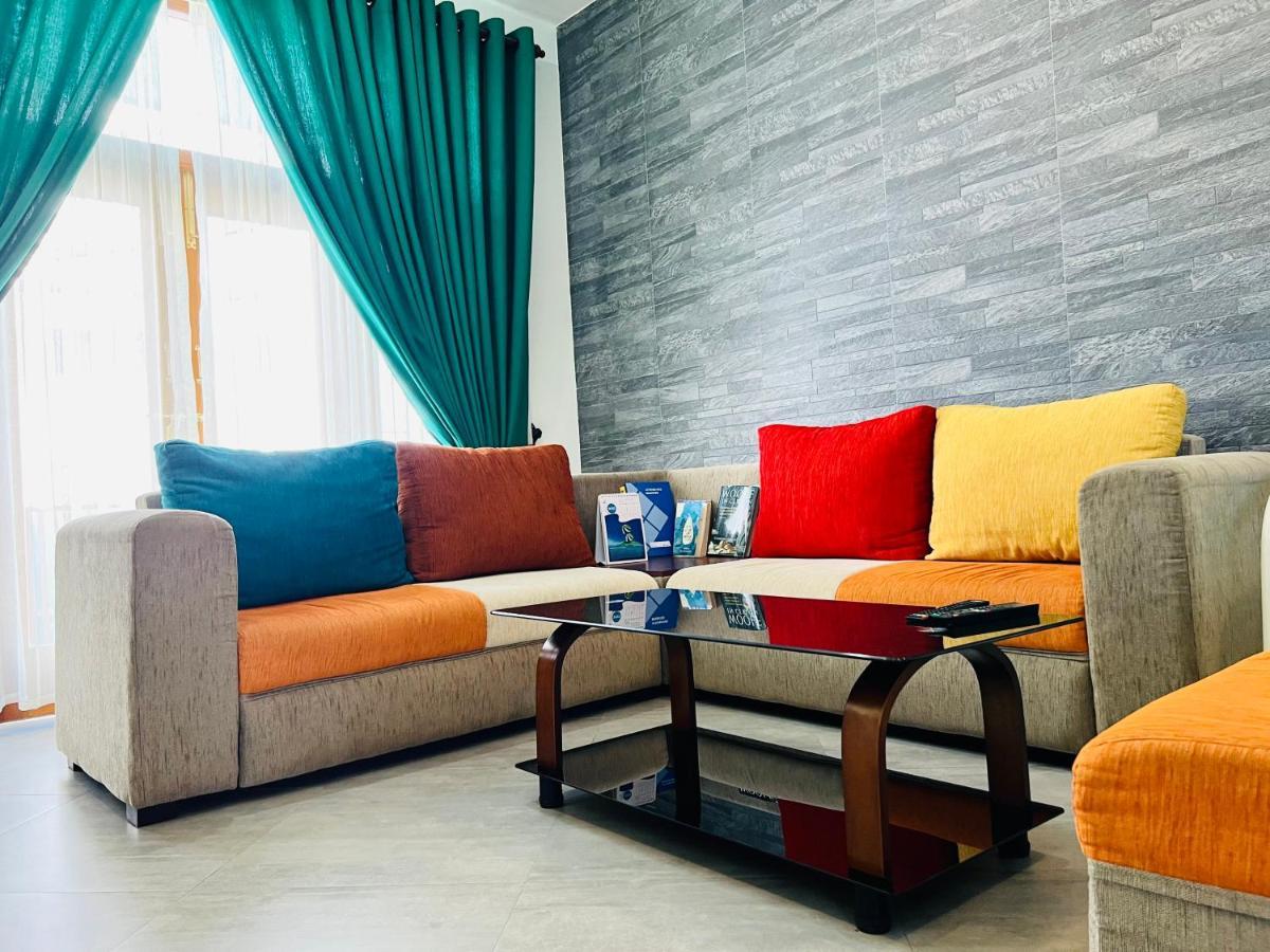 Hansons Homestay Kandy Esterno foto